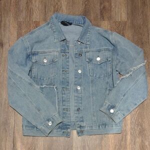 Timing Light Blue Denium Relaxed Fit Distressed Jean Jacket Medium Women's